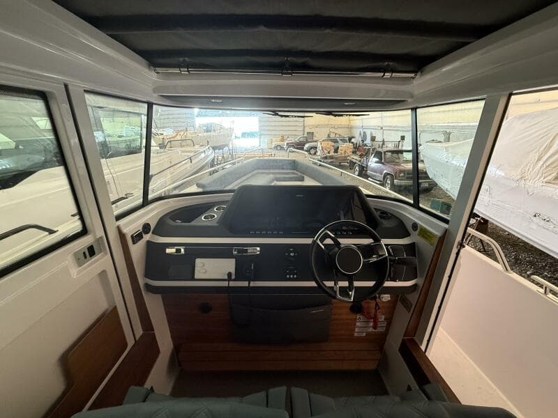 2022 Axopar 28 Cabin - Photo 21