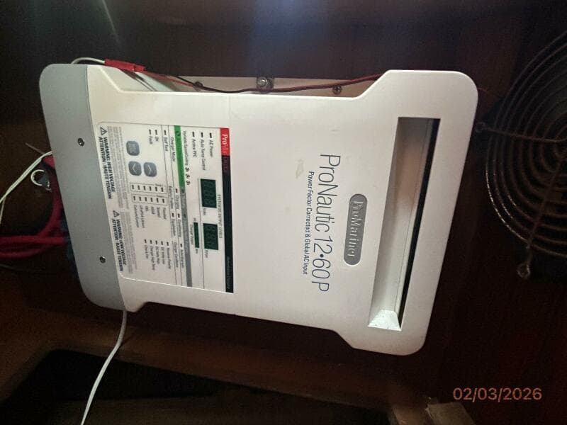 54' Jeanneau battery charger