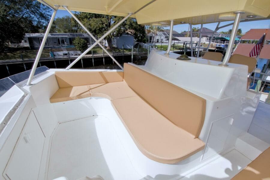 1990 Viking 53 Convertible