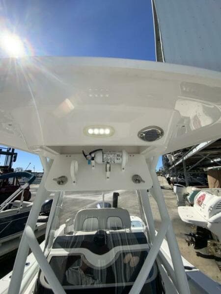 2022 Sea Fox 228 Commander