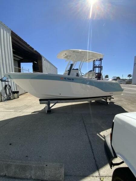 2022 Sea Fox 228 Commander