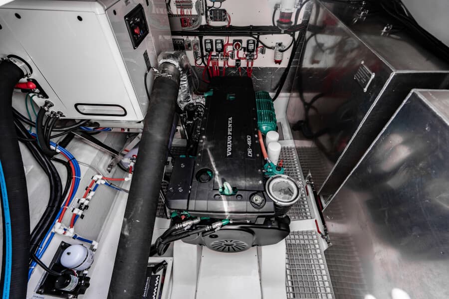 2024 Aquila 54 Yacht