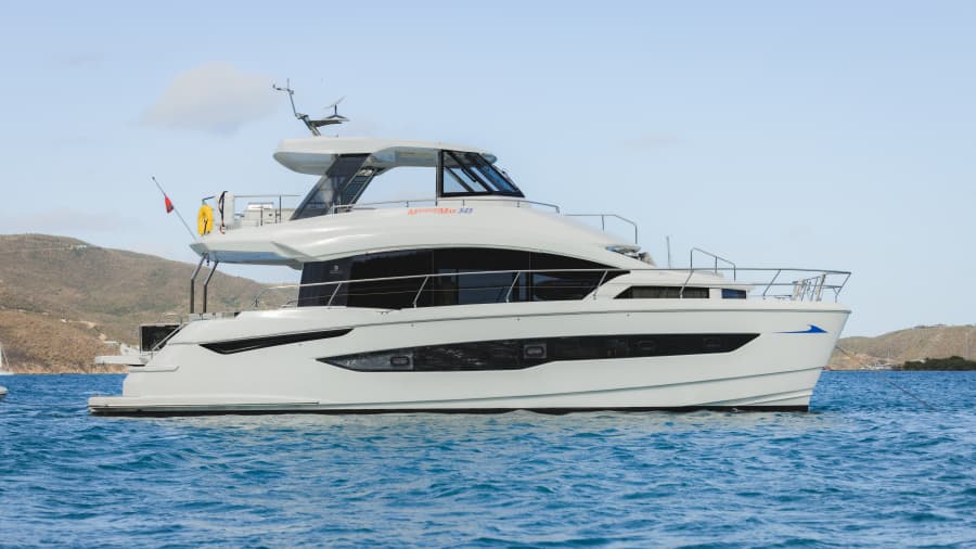 2024 Aquila 54 Yacht