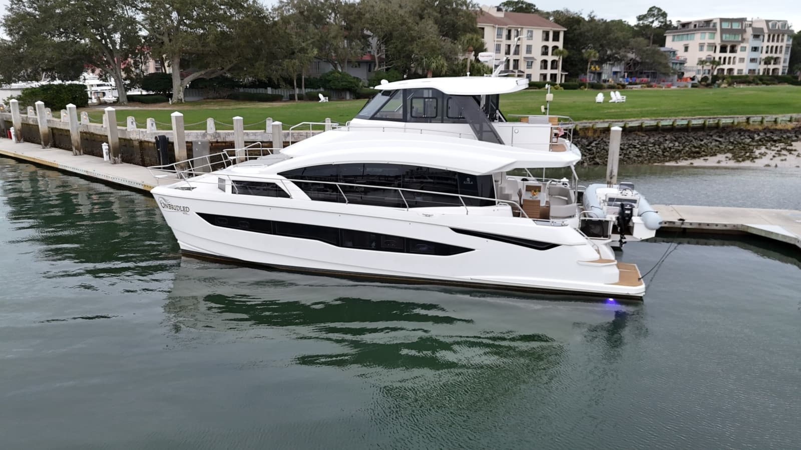 2024 Aquila 54 Yacht