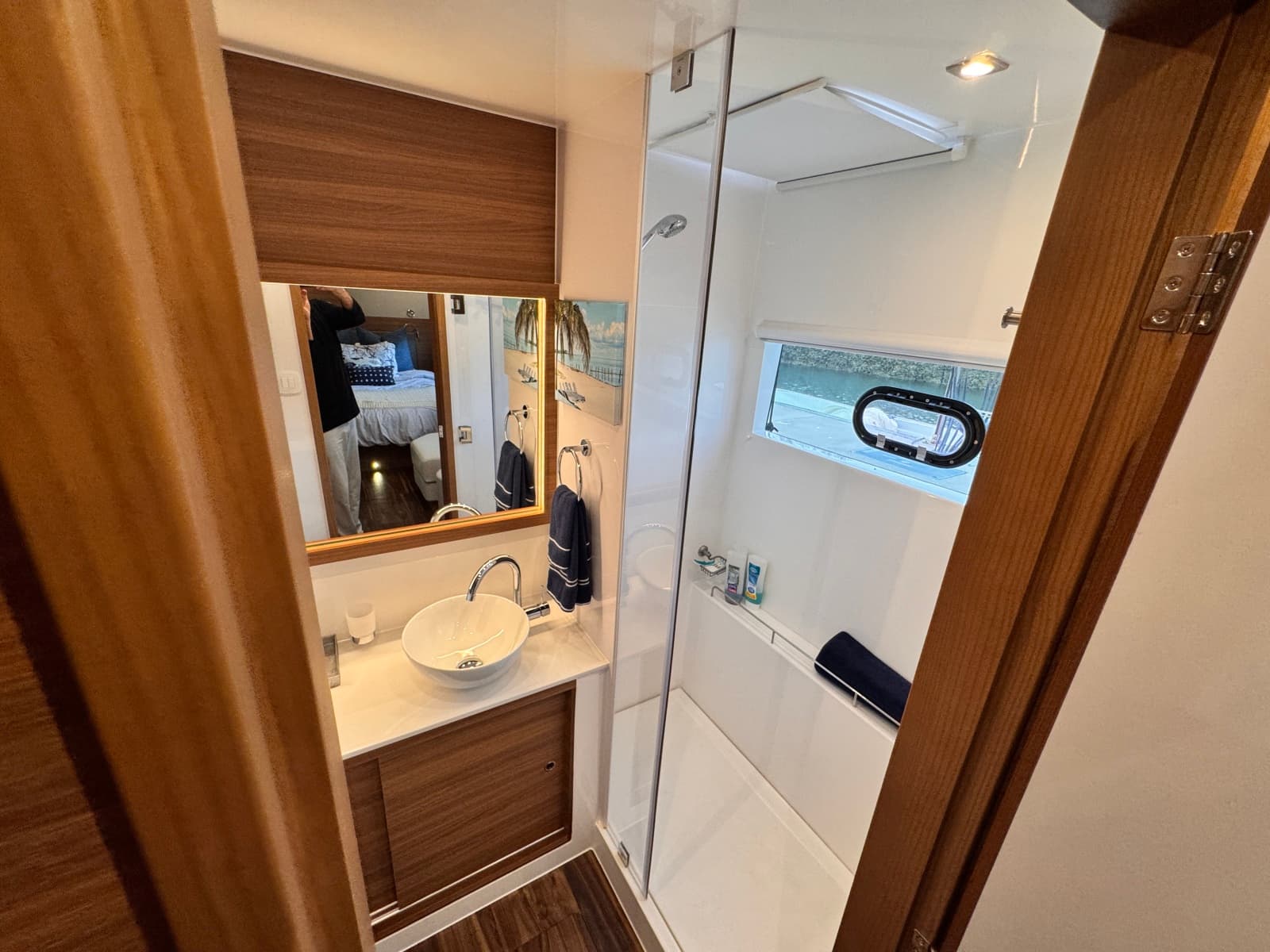 2024 Aquila 54 Yacht