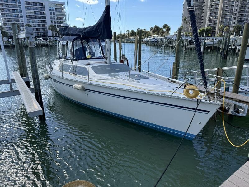 1991 Hunter Passage 42 - Photo 1