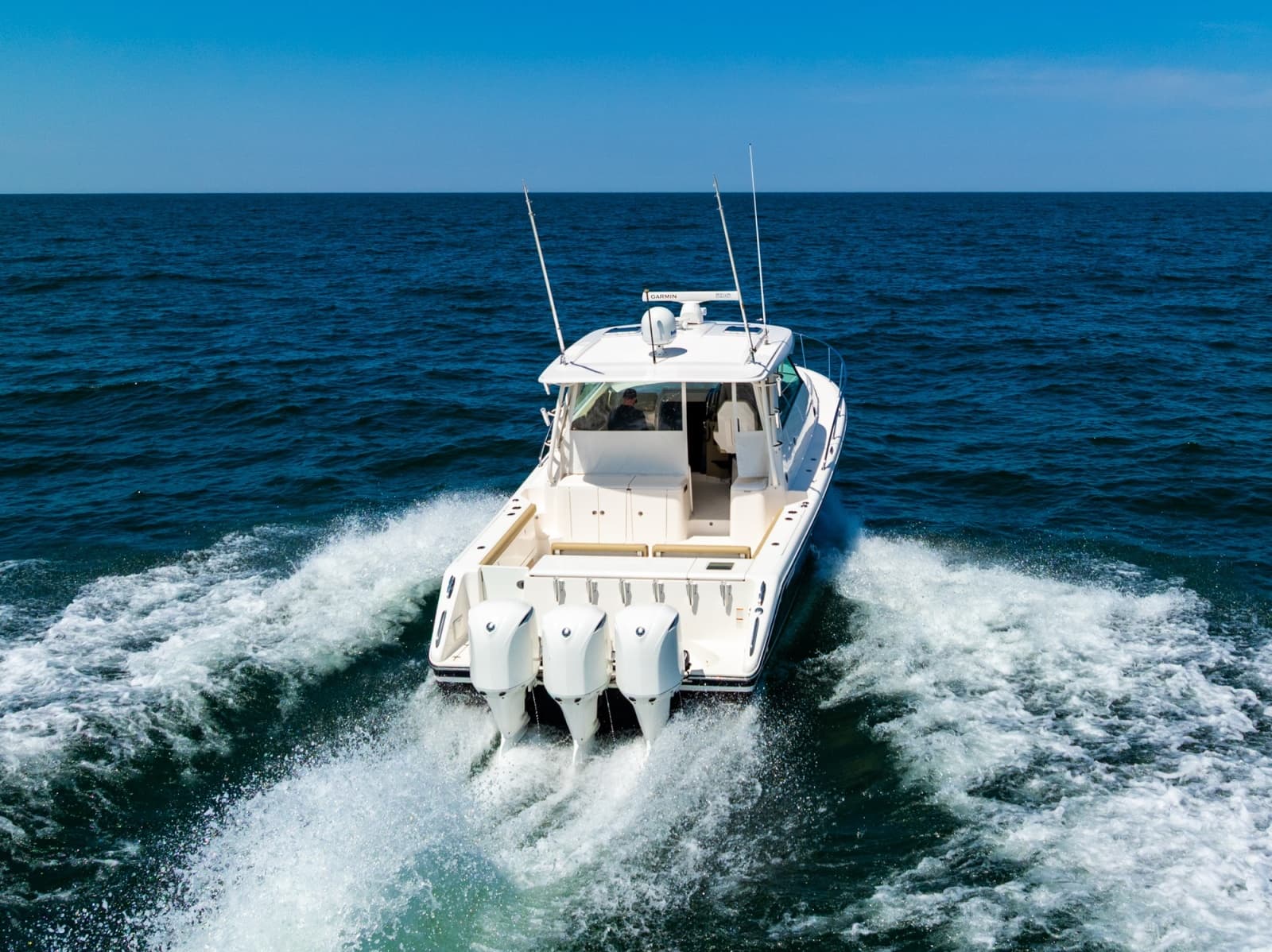 2016 Pursuit OS 385 Offshore - Photo 6