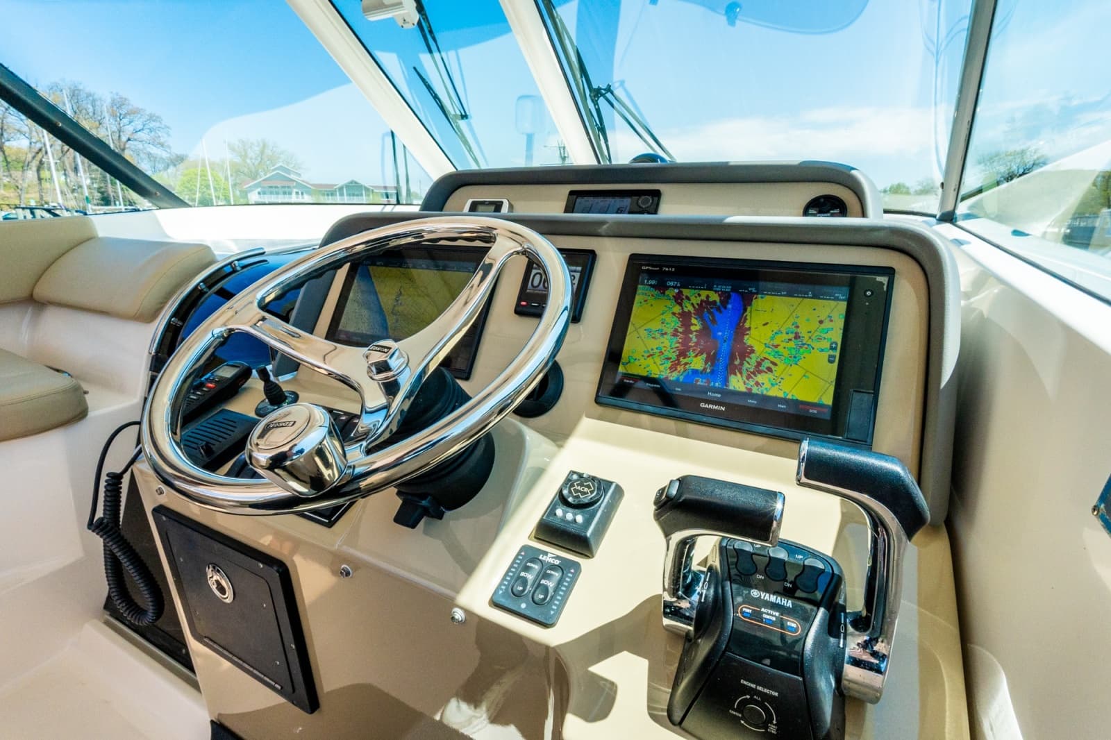2016 Pursuit OS 385 Offshore - Photo 10