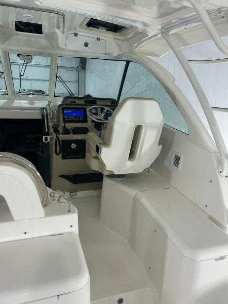 2016 Pursuit OS 385 Offshore