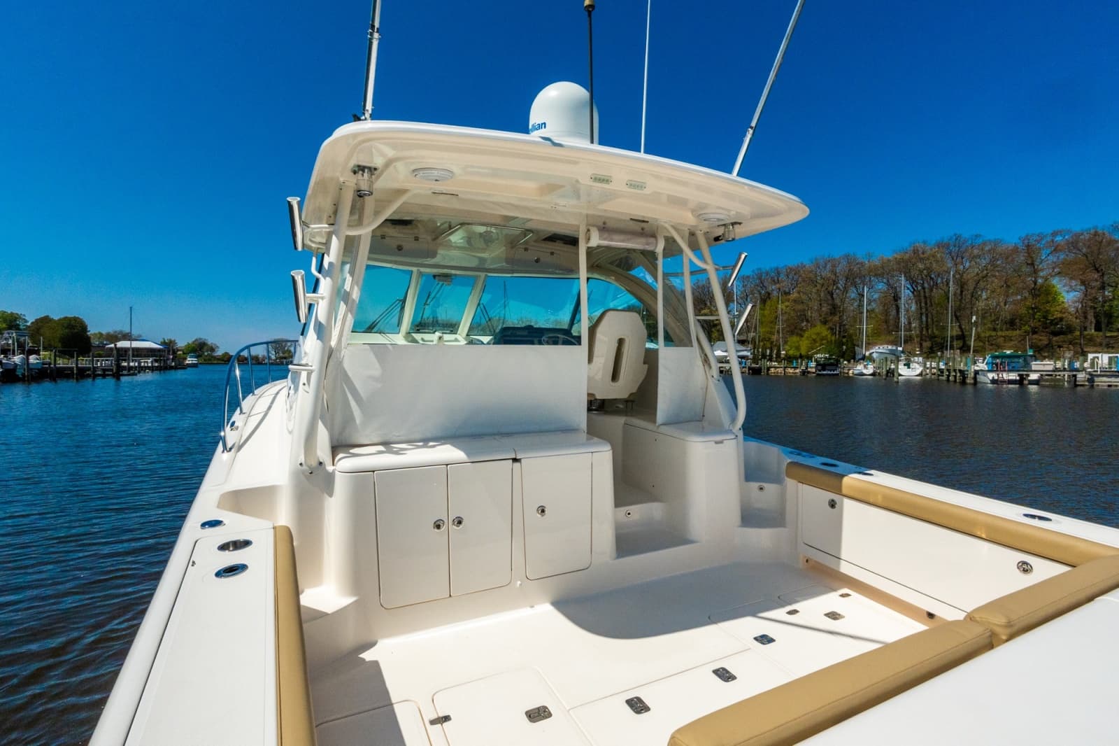 2016 Pursuit OS 385 Offshore - Photo 17