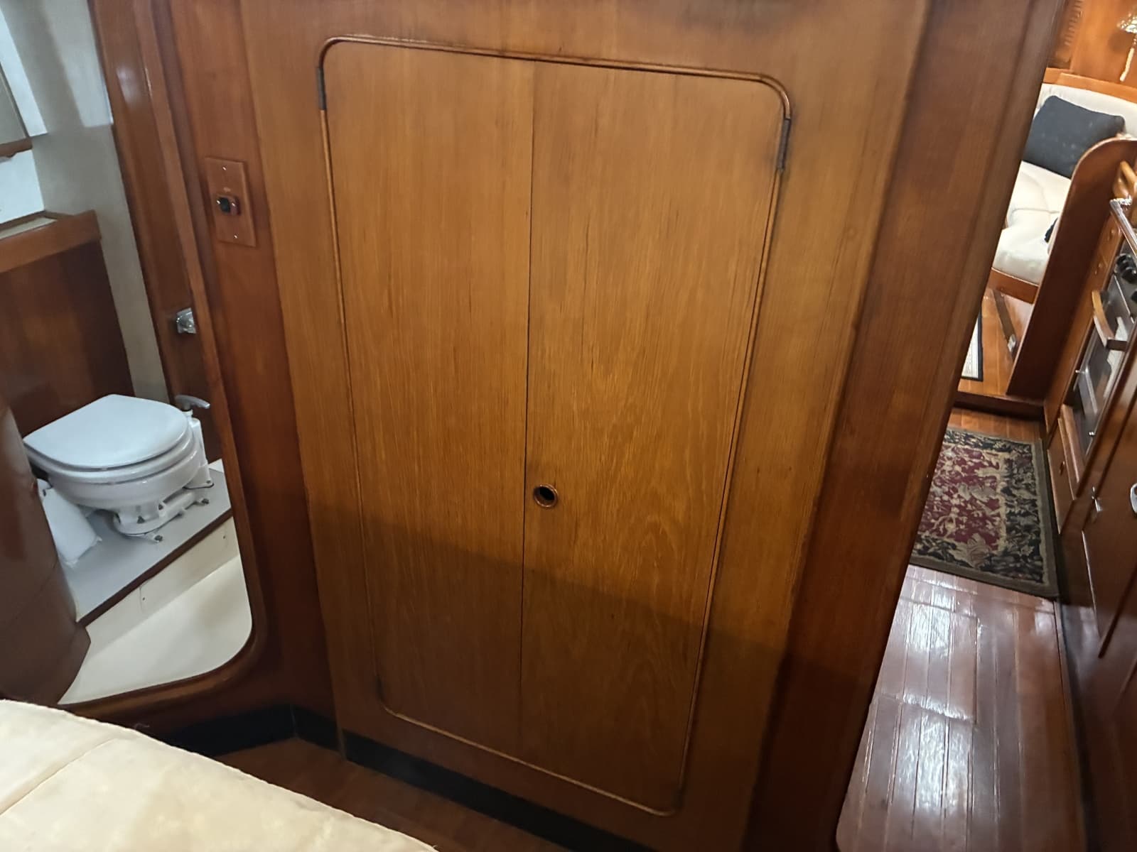 1996 Hylas 46 - Master Cabin