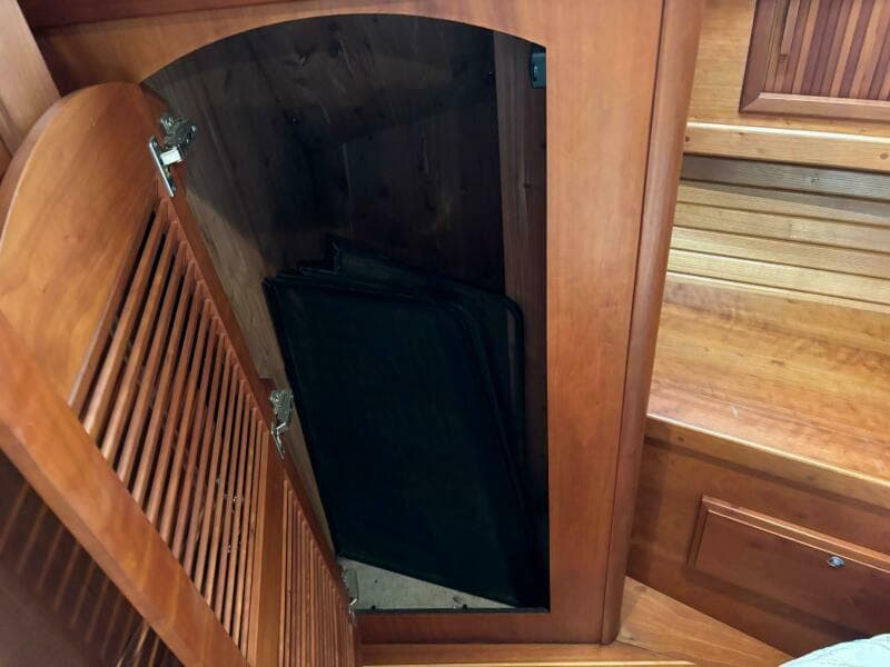 2004 Sabreline 36 Sedan