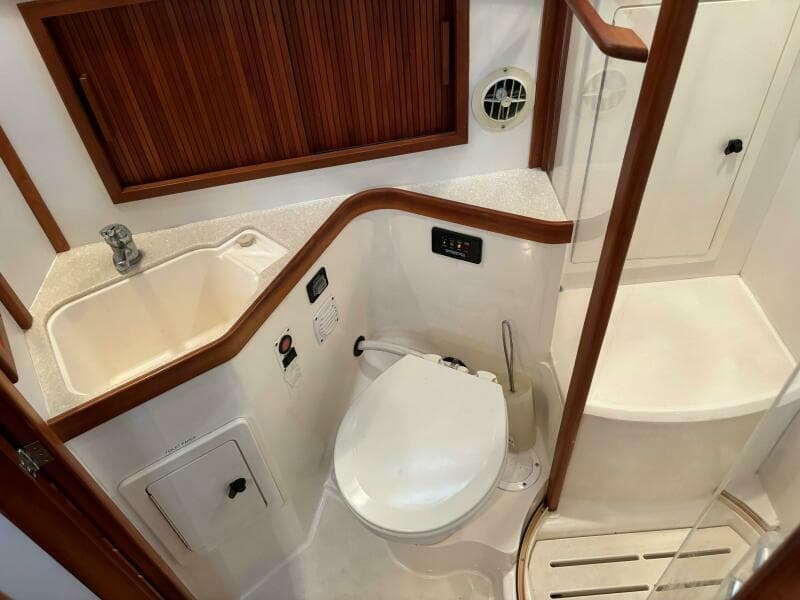 2004 Sabreline 36 Sedan