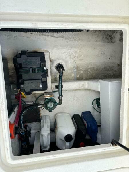 2004 Sabreline 36 Sedan