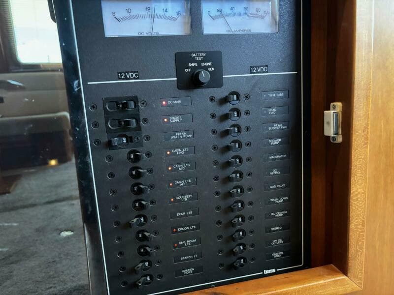 2004 Sabreline 36 Sedan