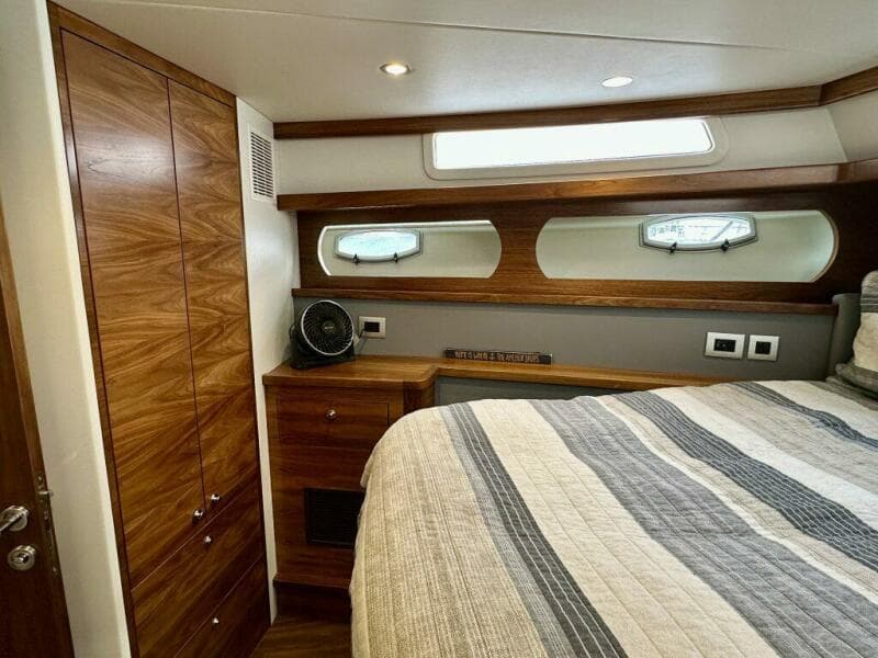 Outer Reef 62 SOUTH  PAWS - VIP Stateroom