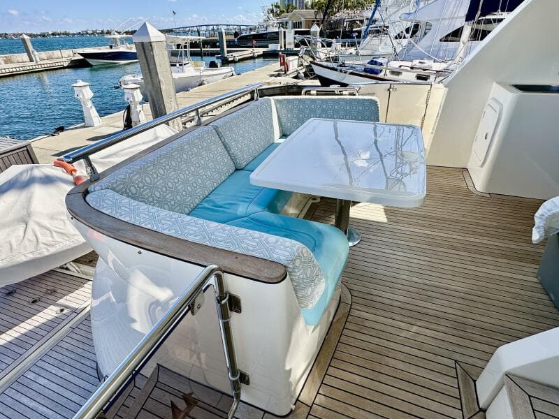 Outer Reef 62 SOUTH  PAWS  - Main Deck Aft