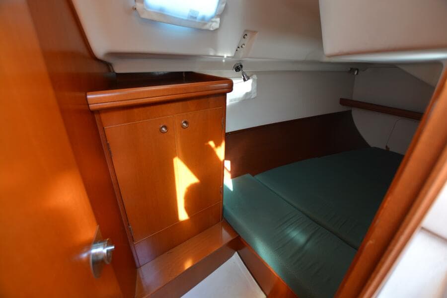 2002 Beneteau Oceanis 331