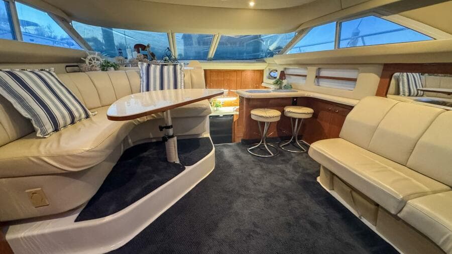 Salon Looking Forward