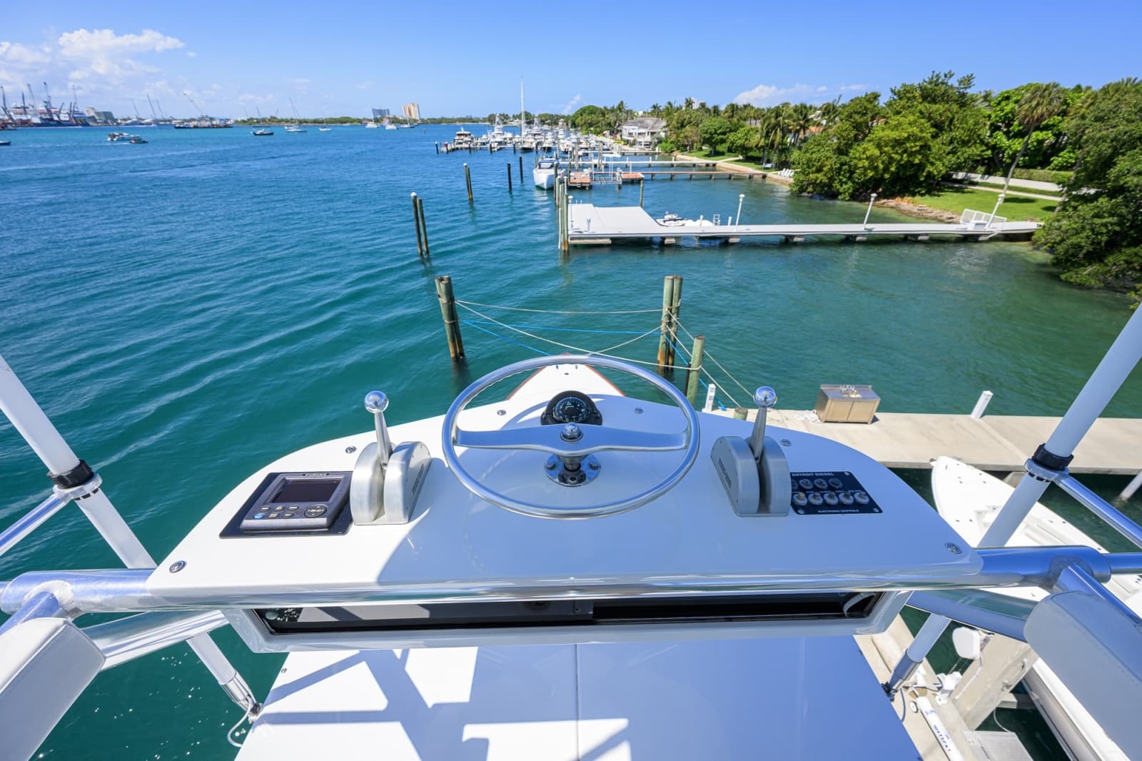 2001 Rybovich 60 Convertible - Photo 16