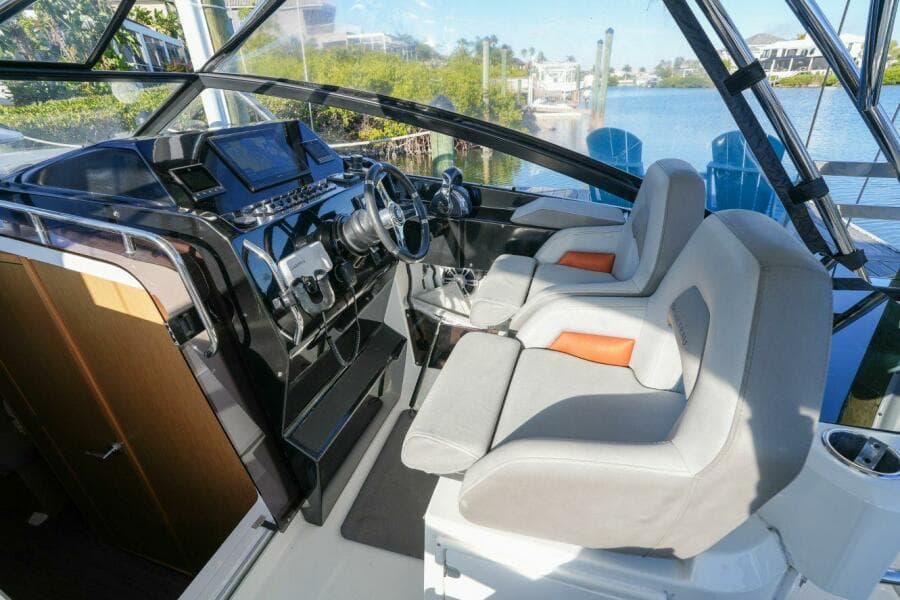 2020 Beneteau Flyer 10