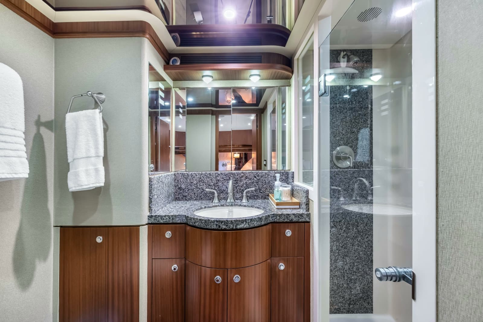 2012 Cheoy Lee Cheoy Lee Bravo 84