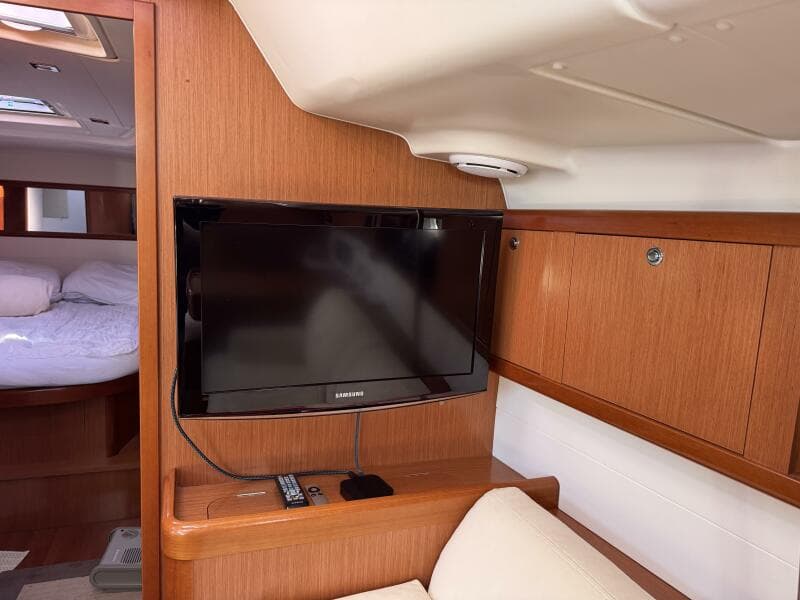 2009 Beneteau 49