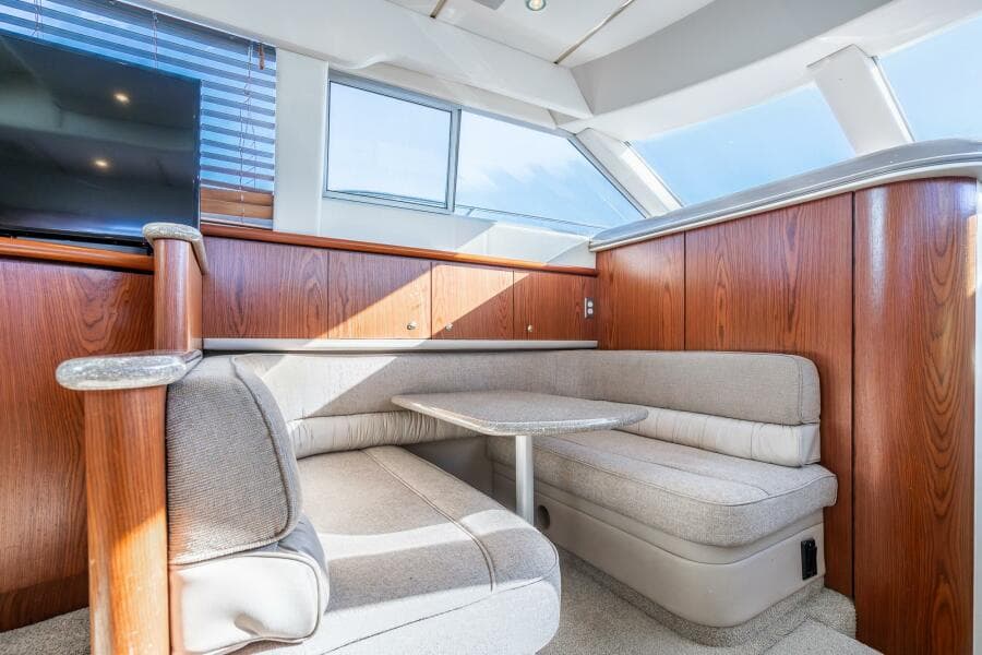 1999 Maxum 4100 SCA Motor Yacht