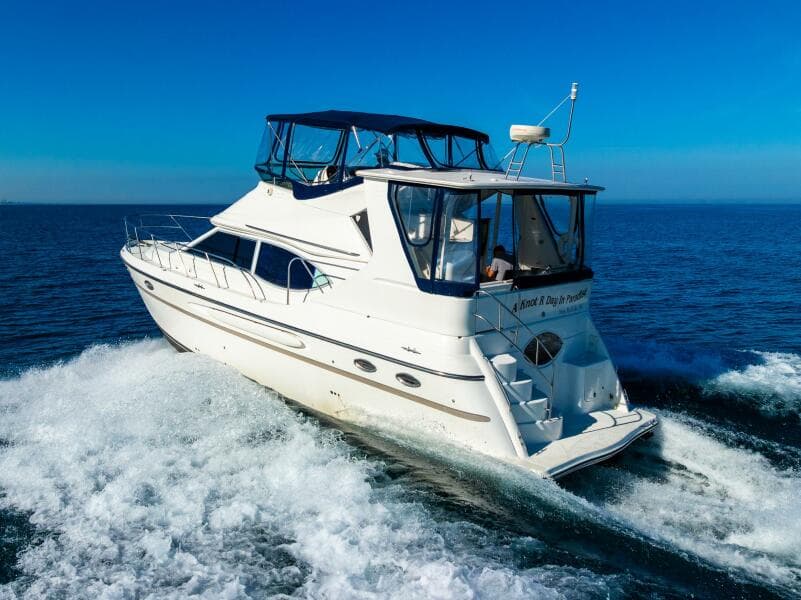1999 Maxum 4100 SCA Motor Yacht