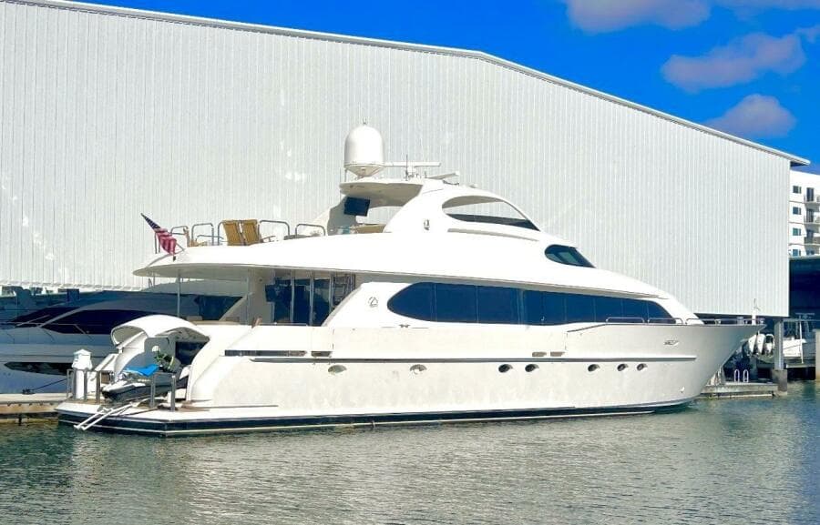 2001 Lazzara Yachts 94 Motor Yacht