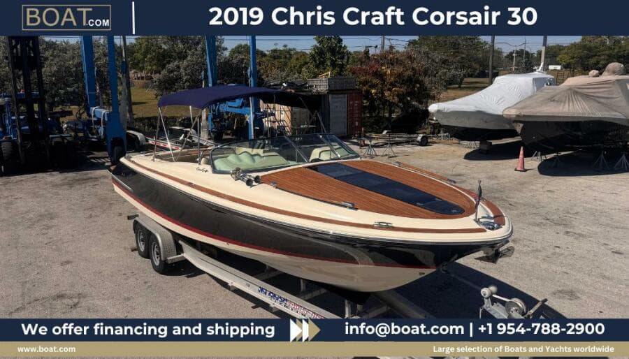 2019 Chris-Craft 