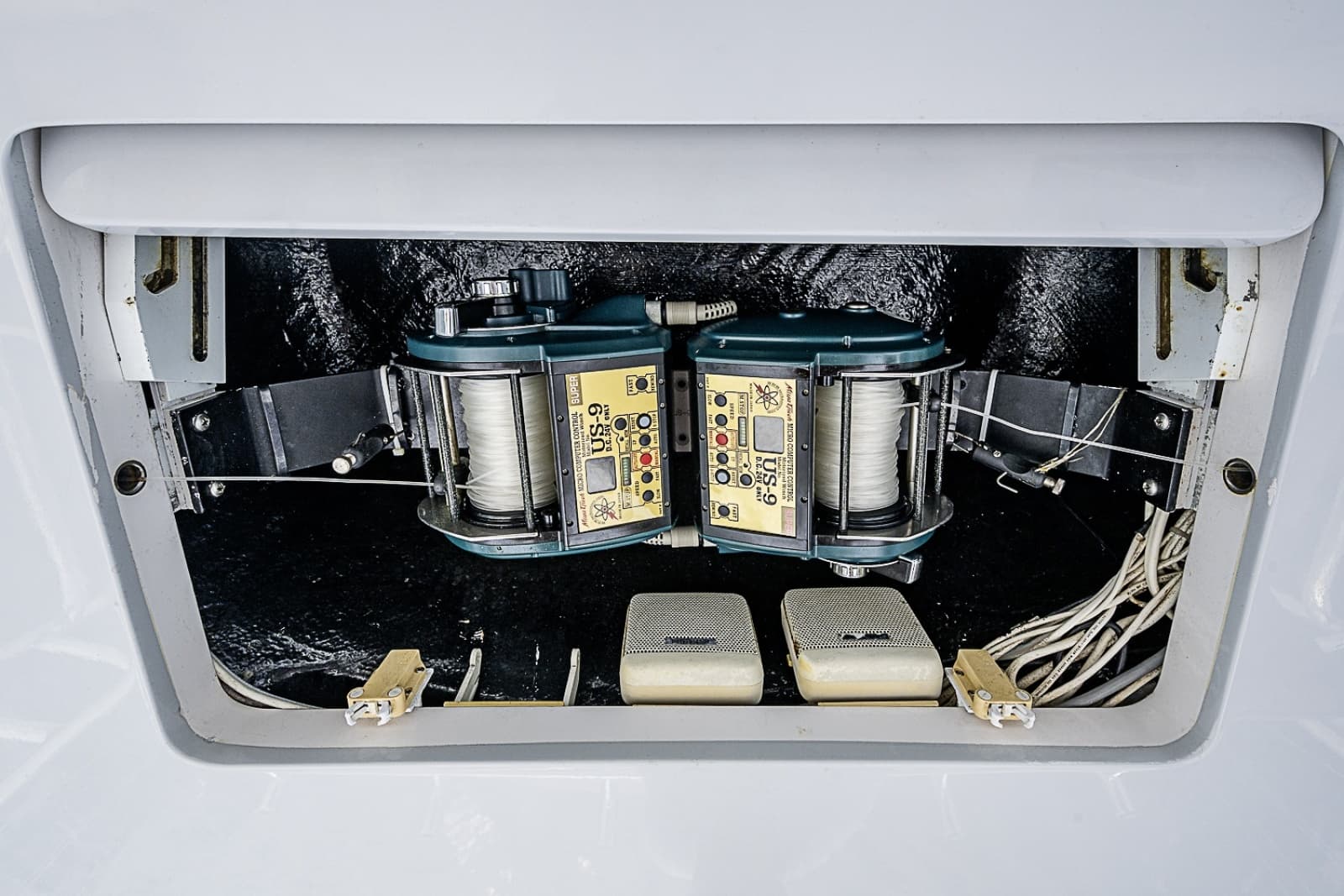 2007 Viking 64 Convertible - Photo 37