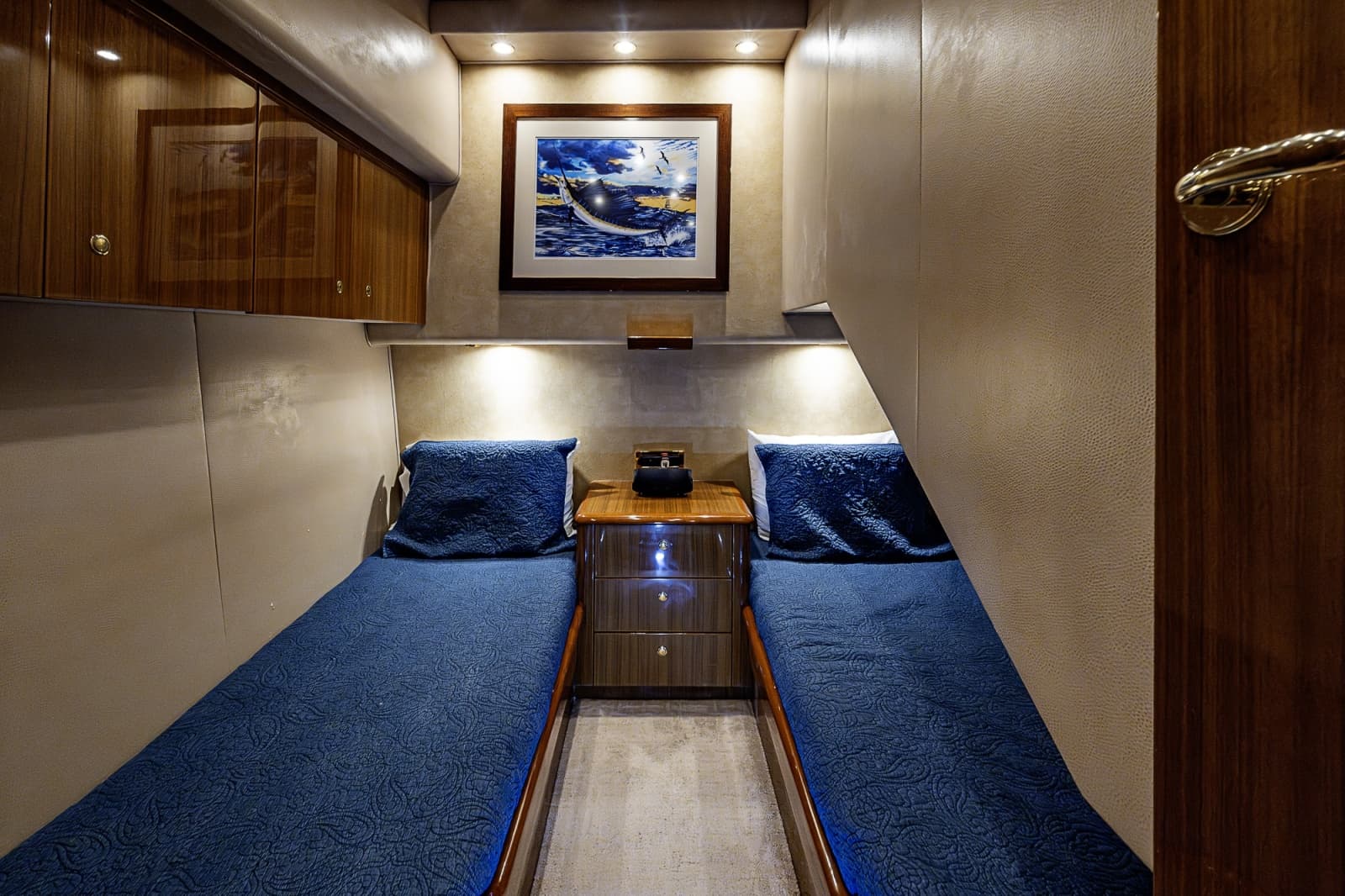 2007 Viking 64 Convertible - Photo 82
