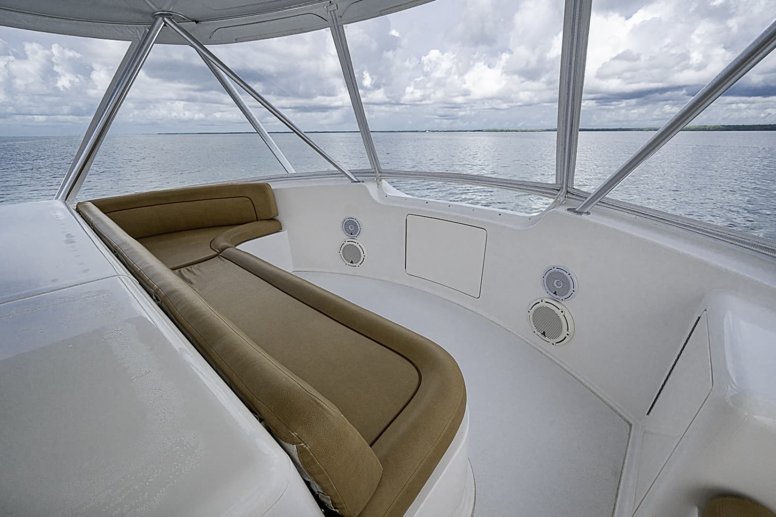 2007 Viking 64 Convertible - Photo 42