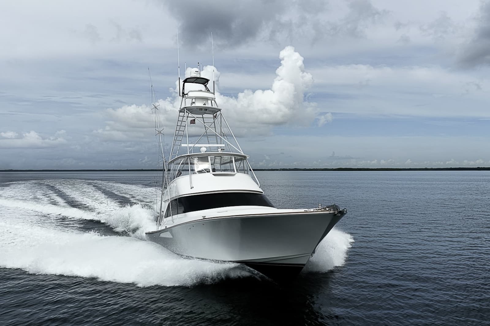 2007 Viking 64 Convertible - Photo 105