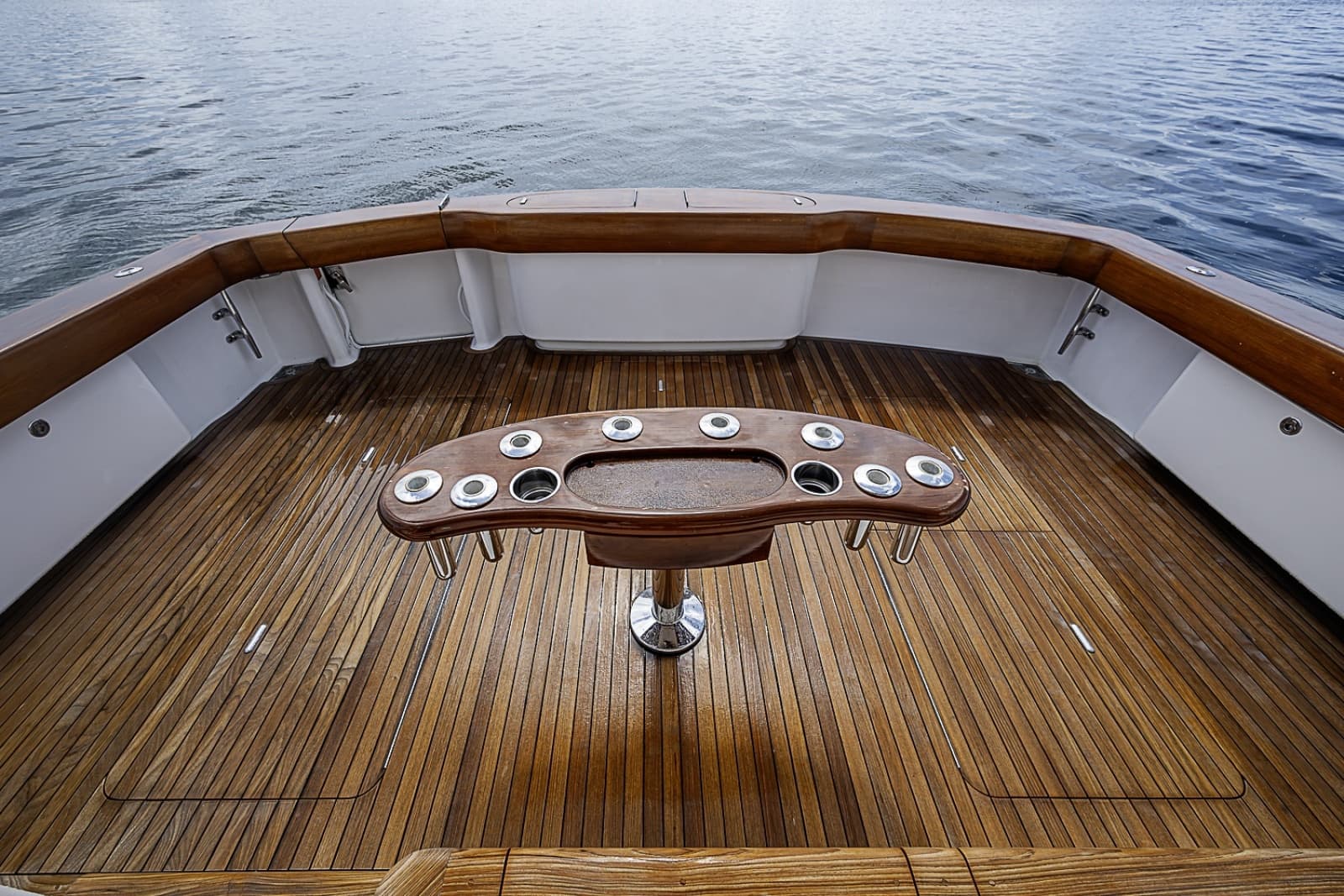 2007 Viking 64 Convertible - Photo 16