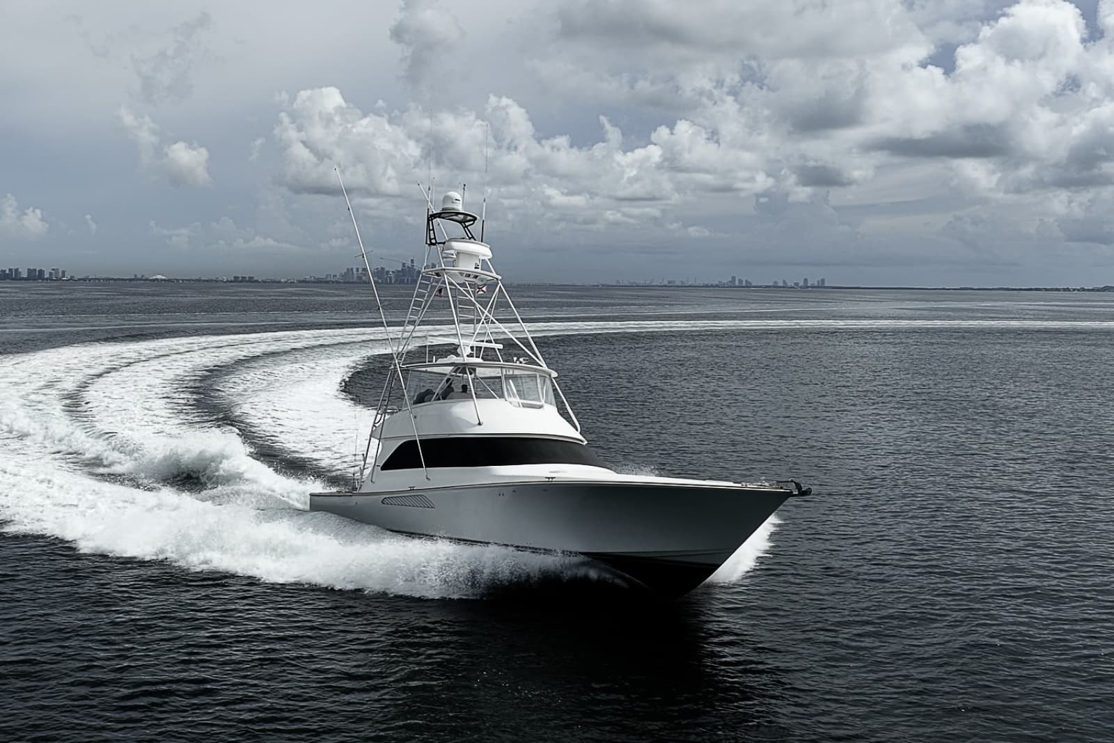 2007 Viking 64 Convertible - Photo 115