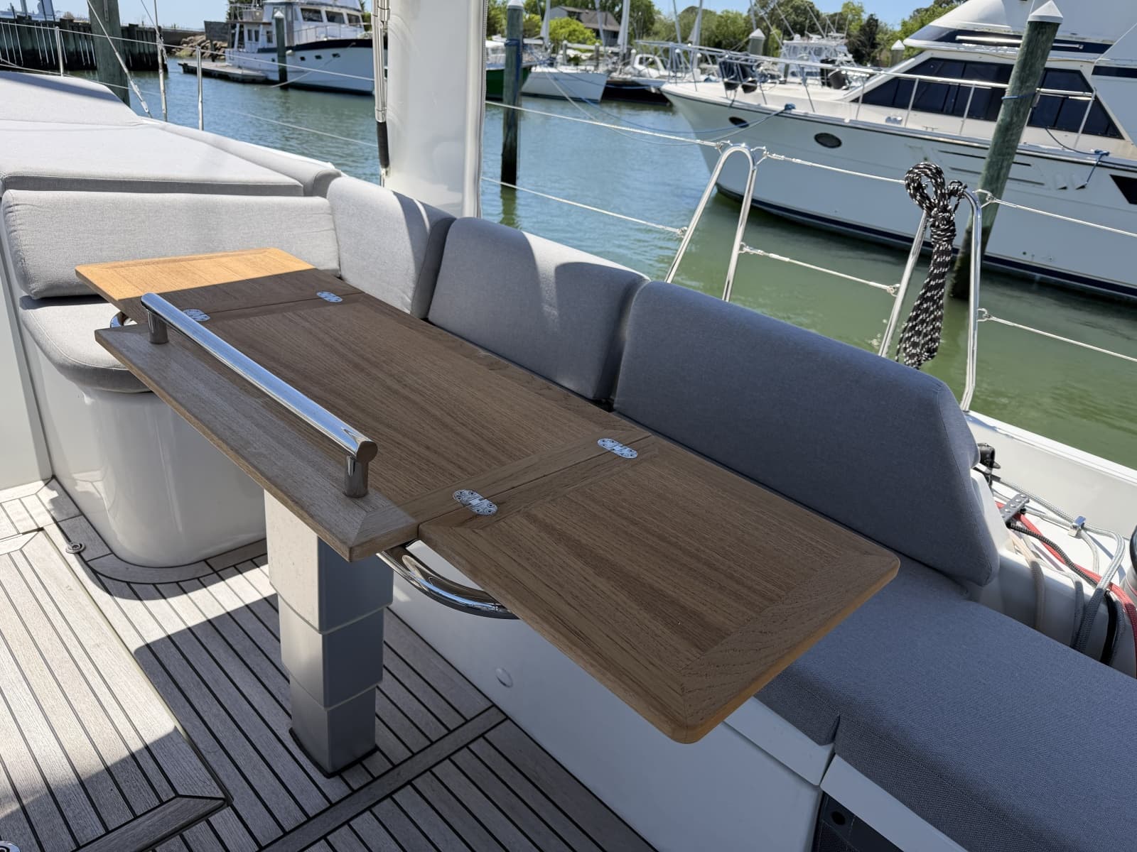 2022 Beneteau Oceanis Yacht 54 - Photo 75
