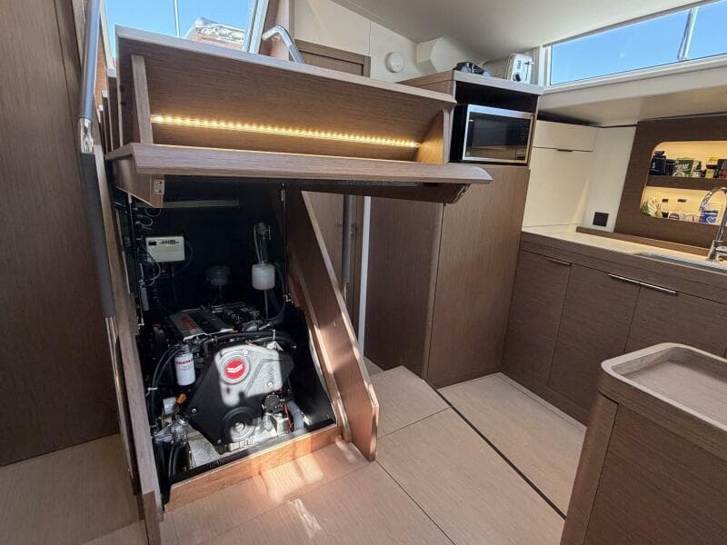 2022 Beneteau Oceanis Yacht 54 - Photo 35