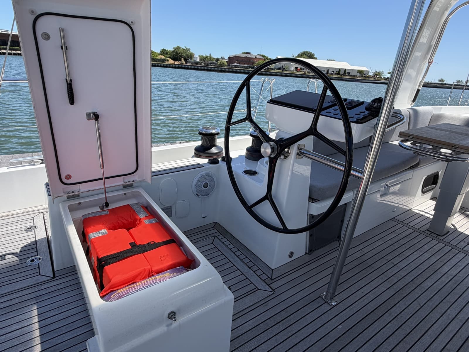 2022 Beneteau Oceanis Yacht 54 - Photo 44