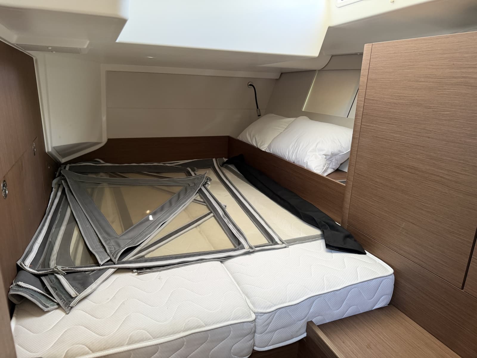2022 Beneteau Oceanis Yacht 54 - Photo 29