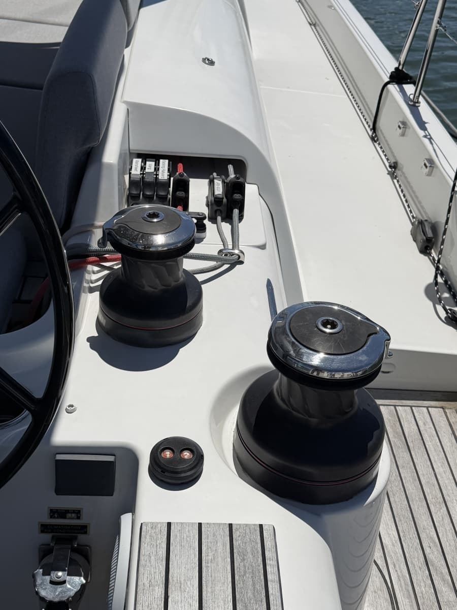 2022 Beneteau Oceanis Yacht 54 - Photo 48