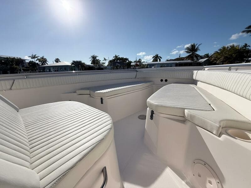 2011 Grady-White Caynon 336