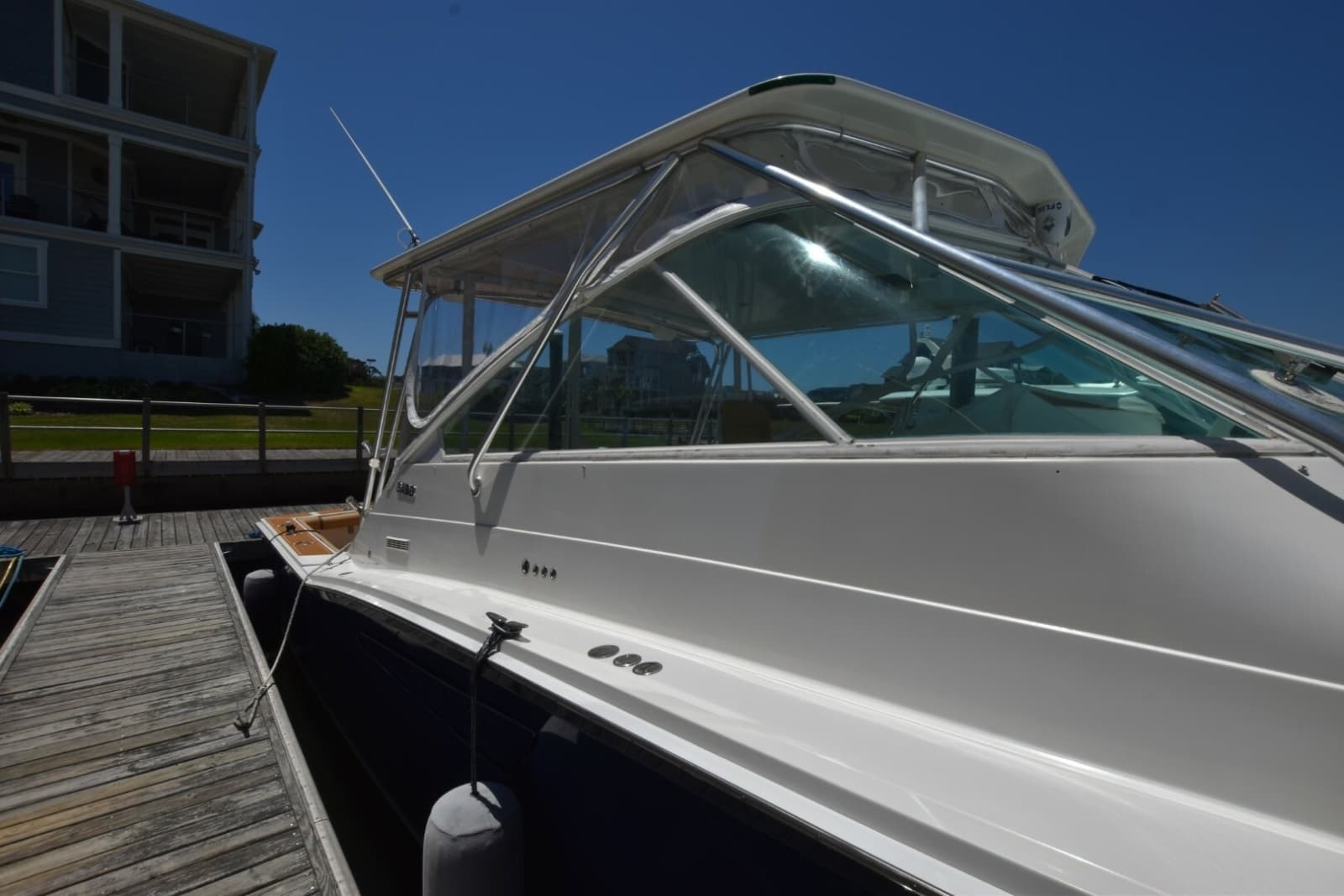 1998 Cabo 45 Express Fisherman - Photo 24