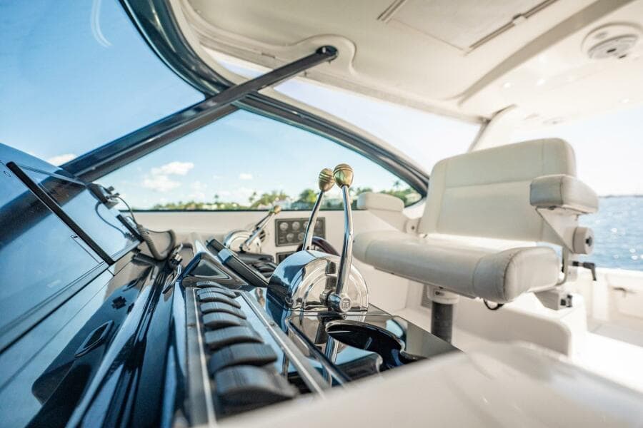 2004 Tiara Yachts 4200 Open