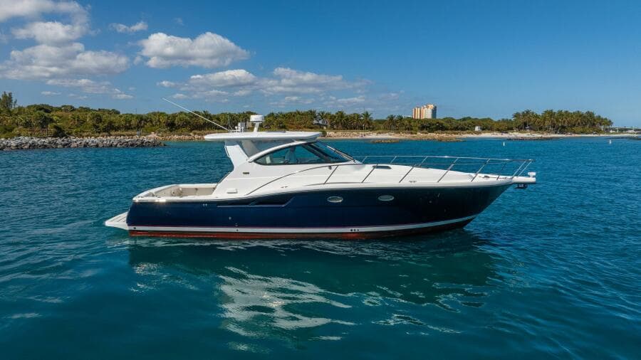 2004 Tiara Yachts 4200 Open