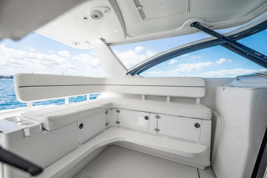 2004 Tiara Yachts 4200 Open