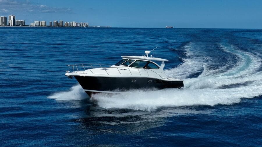 2004 Tiara Yachts 4200 Open