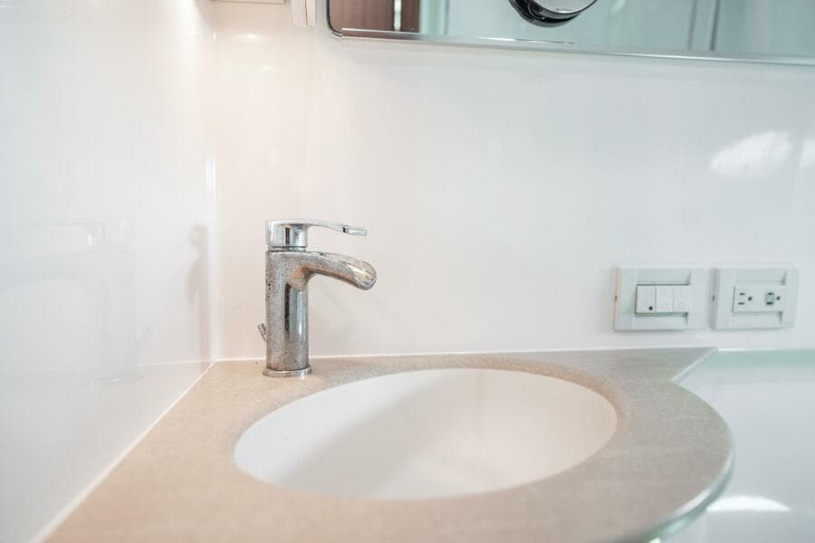 2004 Tiara Yachts 4200 Open