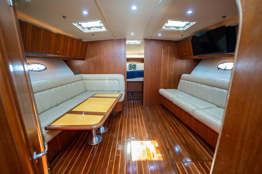 2004 Tiara Yachts 4200 Open